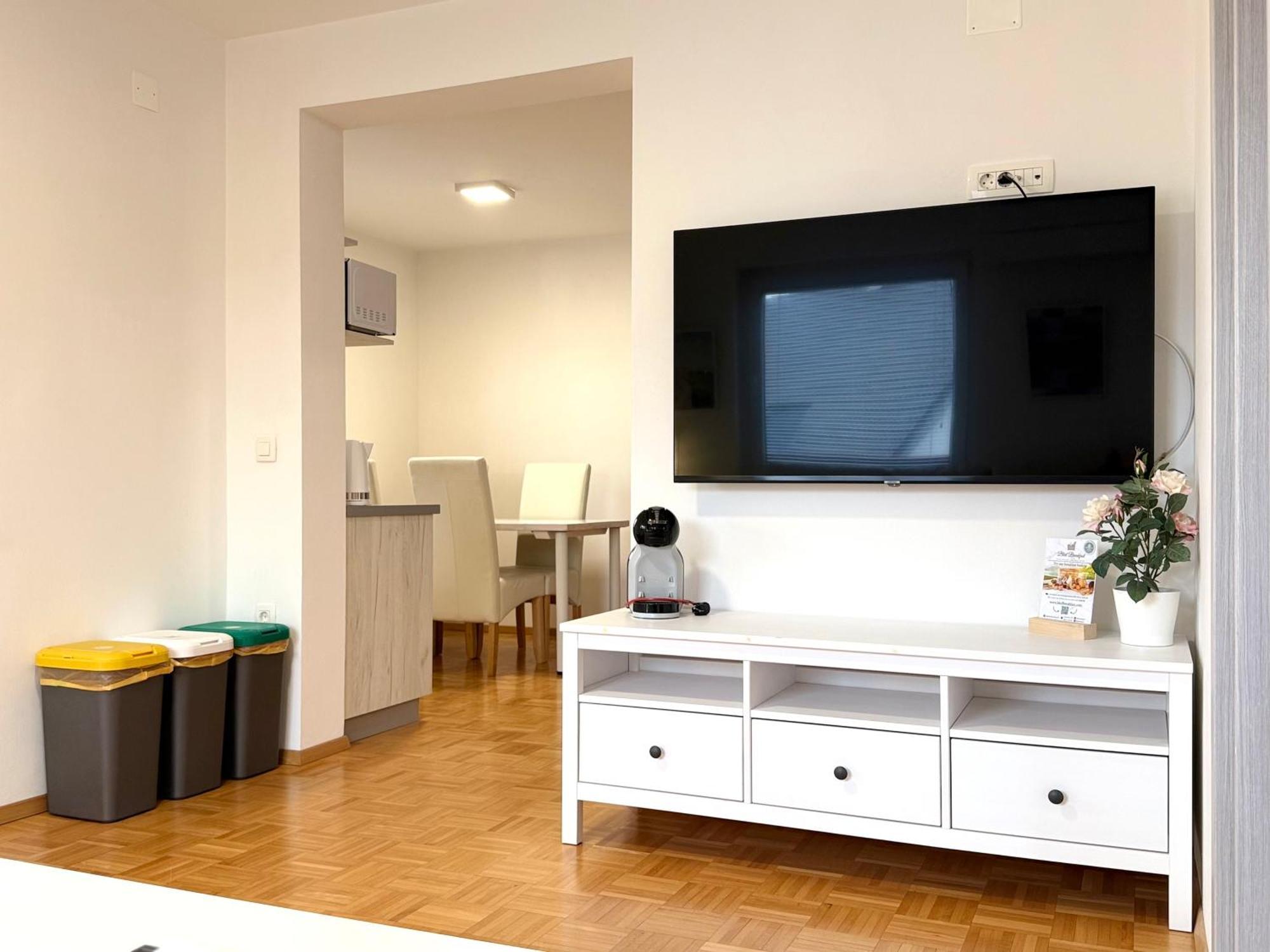 Guest House Kobal Spodnje Gorje Eksteriør bilde