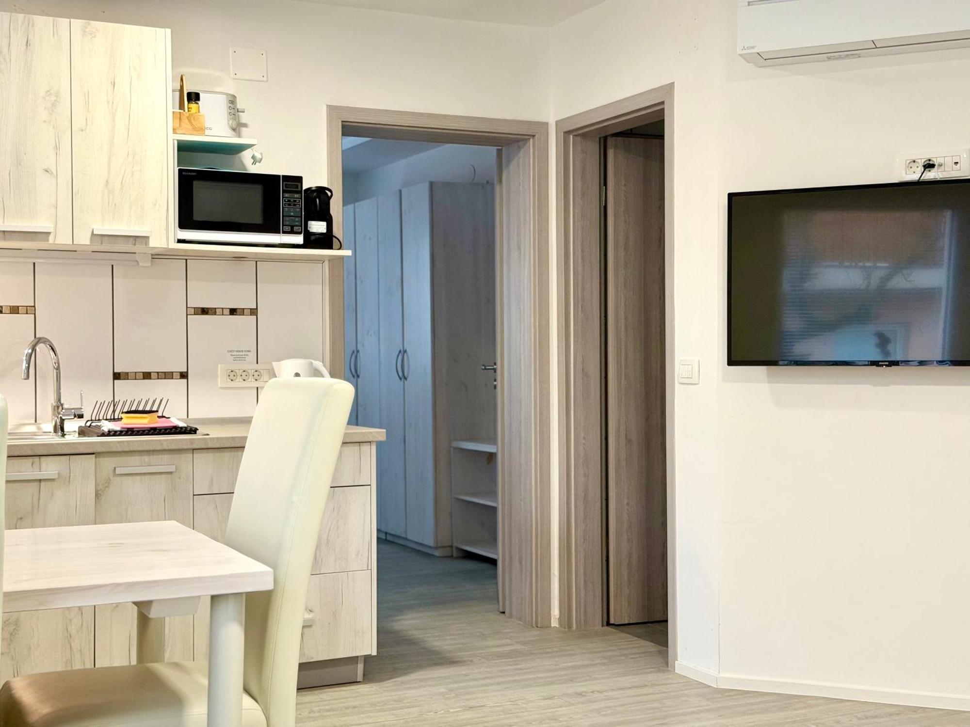 Guest House Kobal Spodnje Gorje Eksteriør bilde