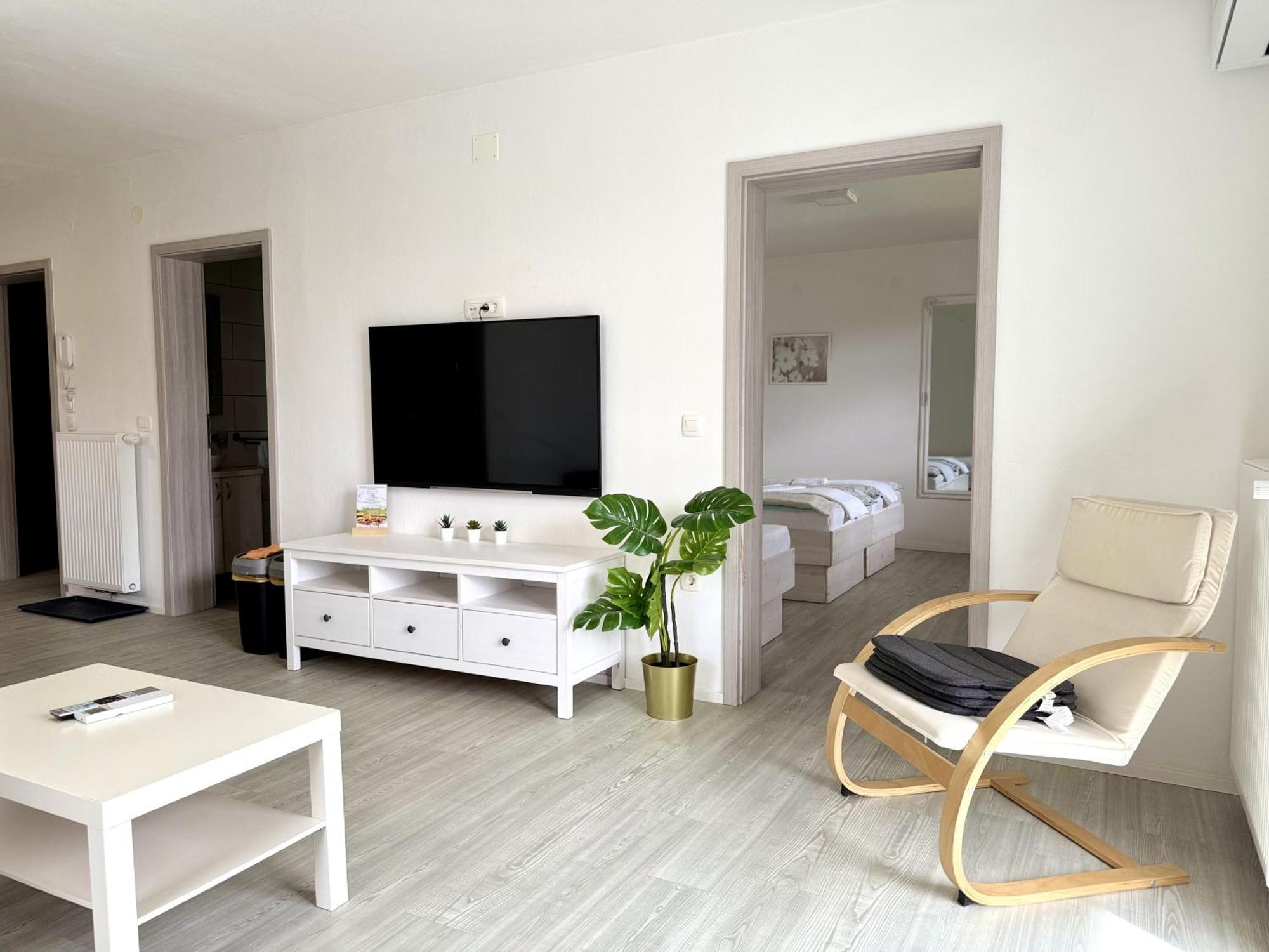 Guest House Kobal Spodnje Gorje Eksteriør bilde