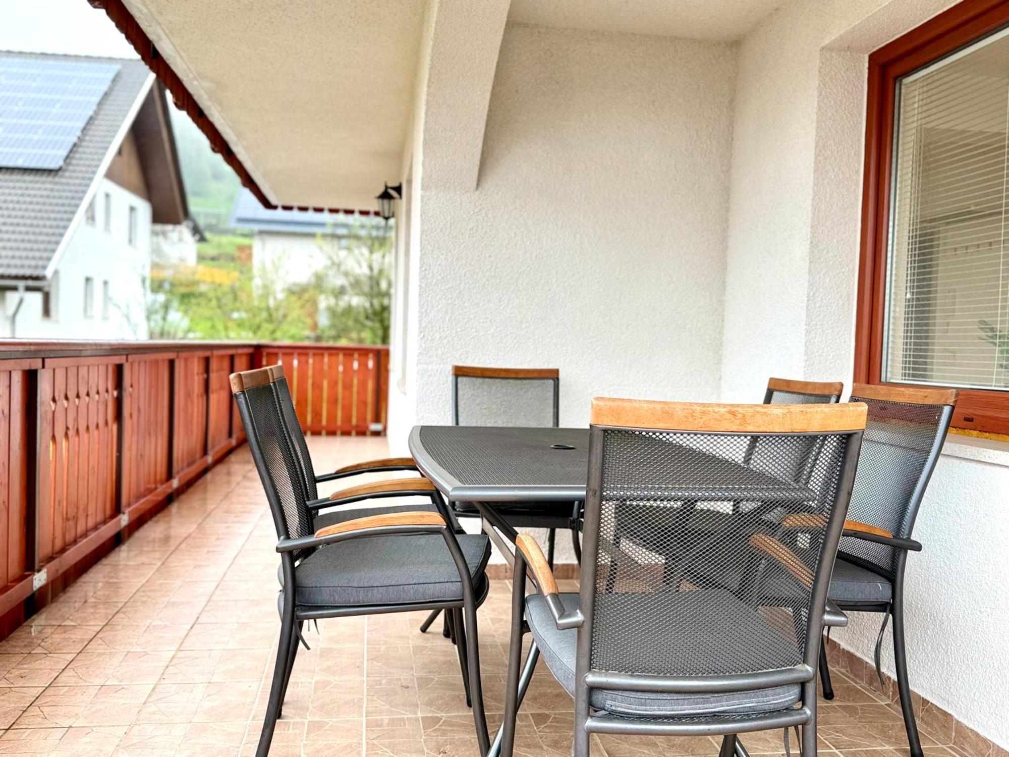 Guest House Kobal Spodnje Gorje Eksteriør bilde
