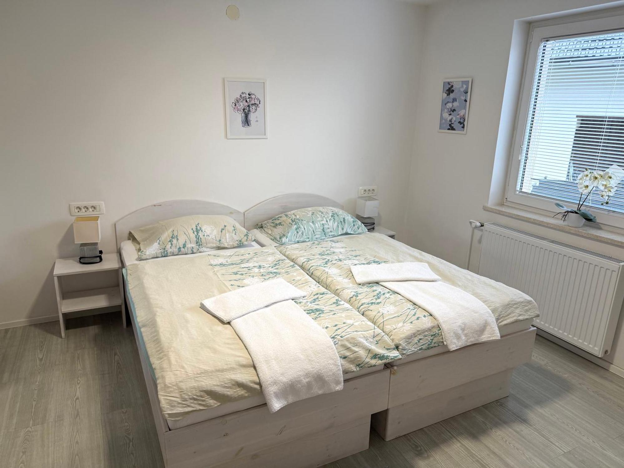 Guest House Kobal Spodnje Gorje Eksteriør bilde