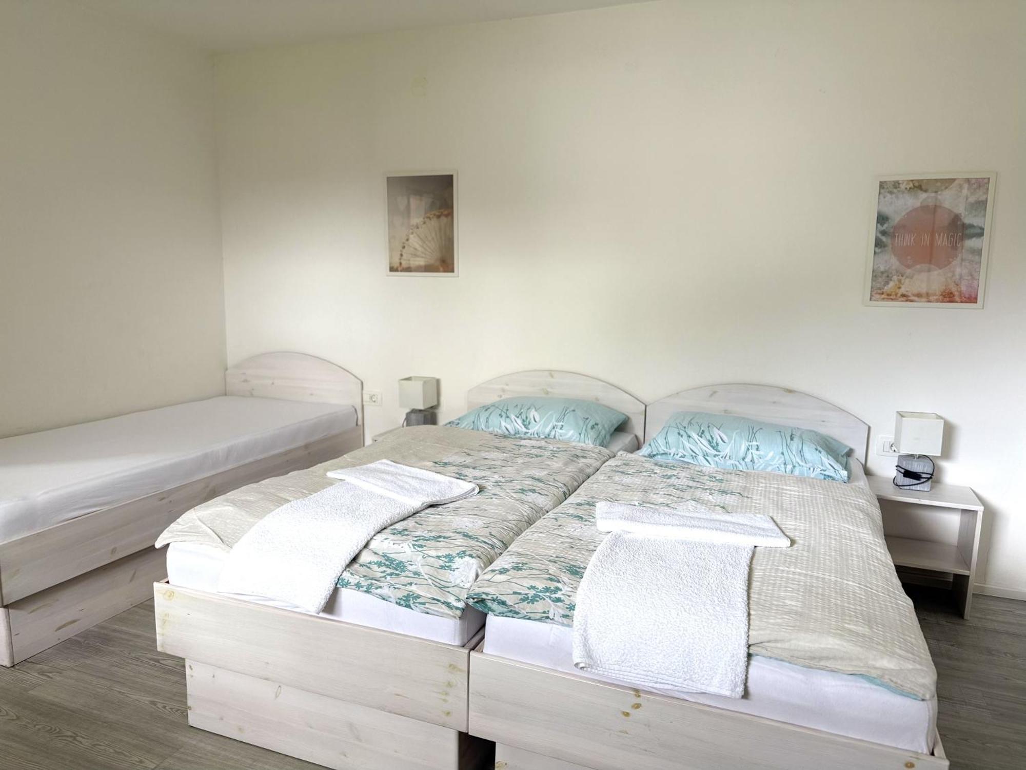 Guest House Kobal Spodnje Gorje Eksteriør bilde